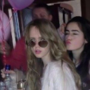 Meet your Posher, Jena